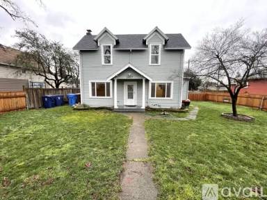 Main picture of 6407 S Lawrence St