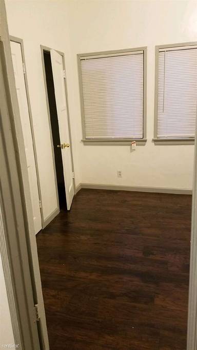 Main picture of 6861 1/2 Morella Ave