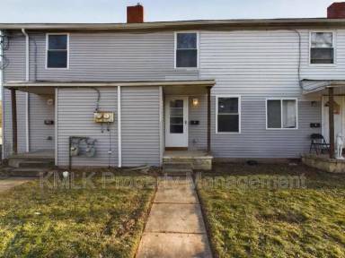 Main picture of 9042 Maple Grove Rd