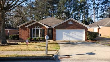 Main picture of 4010 Sealy Ln