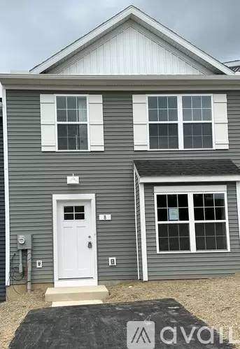 Main picture of 8 Lismore Pl