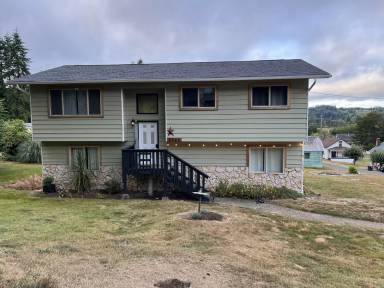 Main picture of 2044 Harvard St