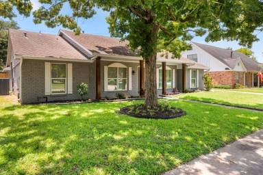 Main picture of 10402 Bob White Dr
