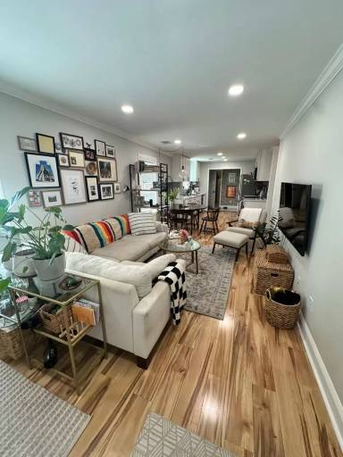 Main picture of 642 E Park Ave