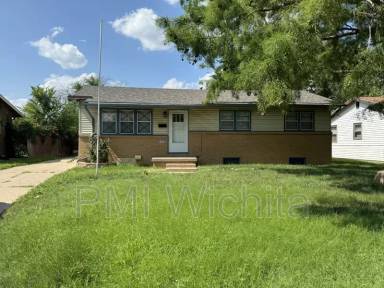 Main picture of 2322 W 29th St S