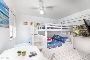 Main picture of 301 86th St