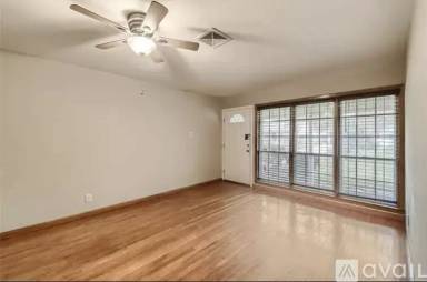 Main picture of 603 Lloyd Ln