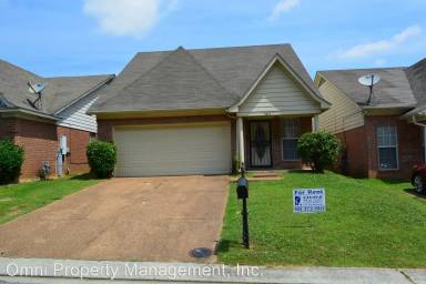 Main picture of 9844 Maggie Woods Ln