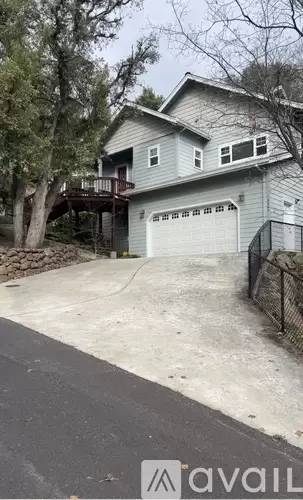 Main picture of 19060 Lizzie Ln