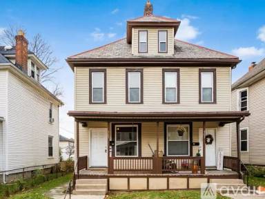 Main picture of 563 Kimball Pl