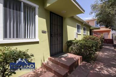 Main picture of 4325 Mississippi St