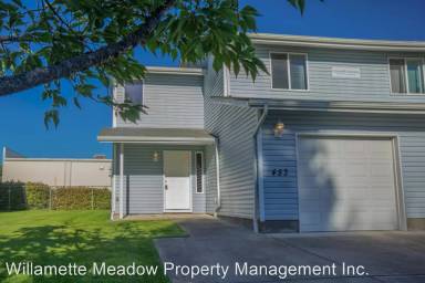 Main picture of 421 489 Ecols St