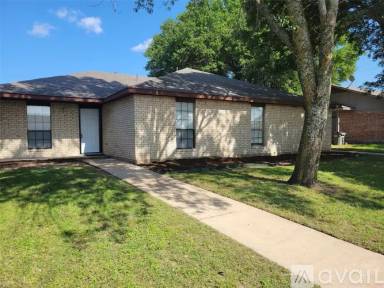 Main picture of 1724 Jenkins Ln