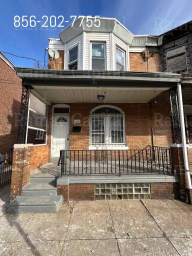 Main picture of 1636 Pulaski St