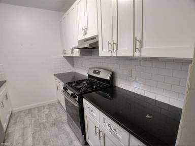 Main picture of 9747 Shore Rd