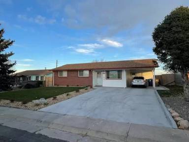 Main picture of 9380 Green Ct
