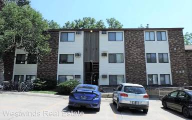 Main picture of 810 Benton Dr