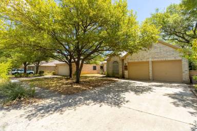Main picture of 8209 Forest Heights Ln