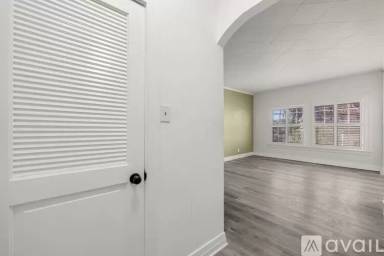 Main picture of 2121 James M Wood Blvd