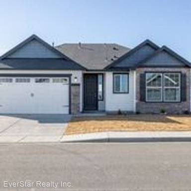 Main picture of 8317 Ballard Loop