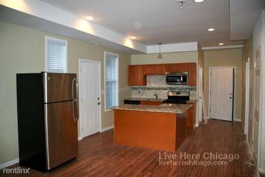 Main picture of 2956 N Spaulding Ave