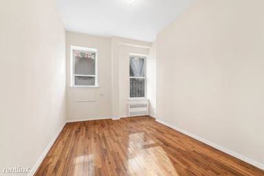 Main picture of 144 E 22nd St