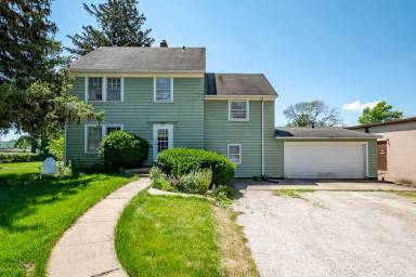 Main picture of 902 5th St