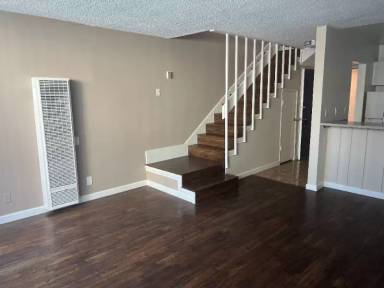 Main picture of 4024 Emerald St