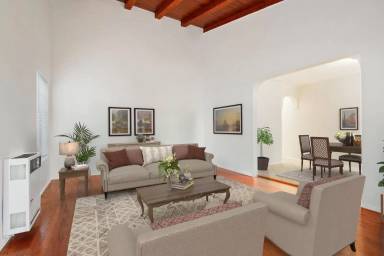 Main picture of 8618 Cadillac Ave