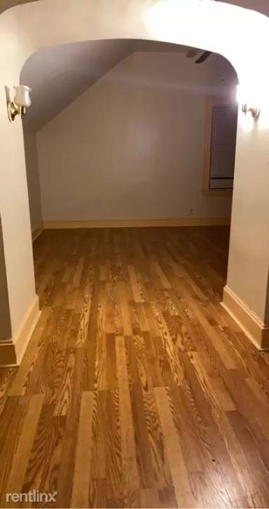 Main picture of 935 Cherry St