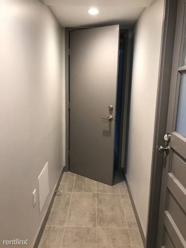 Main picture of 132 N Gladden St