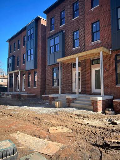 Main picture of 1505 S 6th St