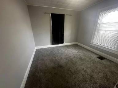 Main picture of 3302 Duncan St