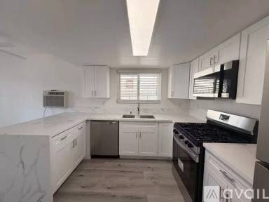 Main picture of 10237 Tujunga Canyon Blvd