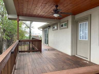 Main picture of 630 Cherry Ln