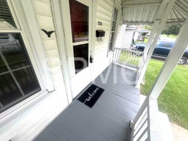 Main picture of 2131 Roanoke Ave SW