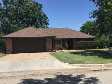 Main picture of 5713 Melton Dr