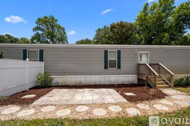 Main picture of 2039 Elmwood St SW
