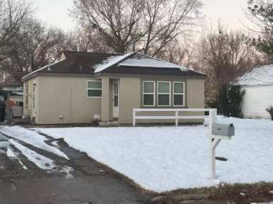Main picture of 2408 SW Shunga Dr