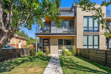 Main picture of 1544 Utica St