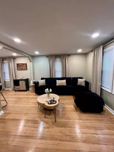 Main picture of 72 Reed St