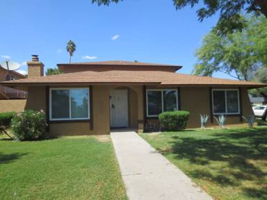 Main picture of 3302 W Loma Ln