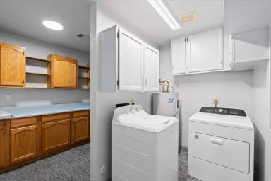 Main picture of 1849 E Manhatton Dr