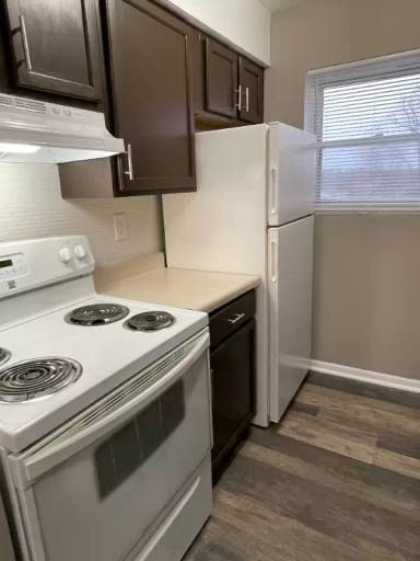 Main picture of 2483 Montana Ave