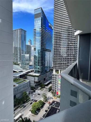 Main picture of Brickell Heights