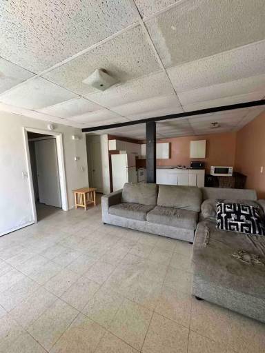 Main picture of 15 Fiore St