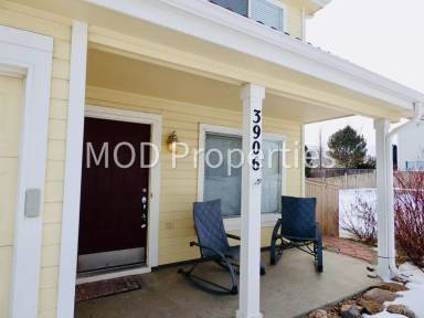 Main picture of 3906 Lisbon St