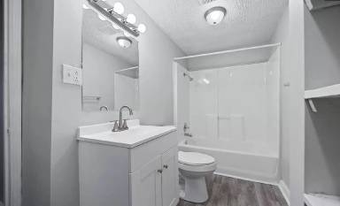 Main picture of 462 N 29th St