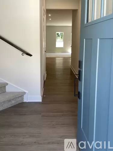 Main picture of 1036 Mountain View Dr