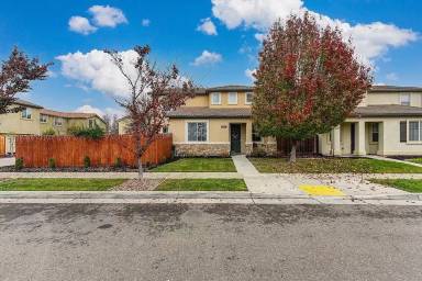 Main picture of 1960 Spoonbill Rd